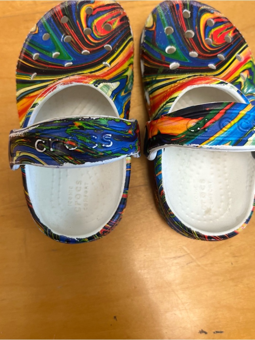 CROCS Kids Multicolor Swirl Slip-On Clogs with White Footbed - Picture 7 of 7